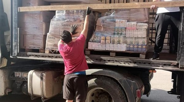 voluntarii din comuna scheia s au indreptat catre sinistratii din galati voluntarii din comuna scheia s au indreptat catre sinistratii din galati