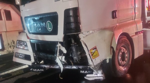 accident grav la ilisesti persoana incarcerata in urma impactului accident grav la ilisesti persoana incarcerata in urma impactului