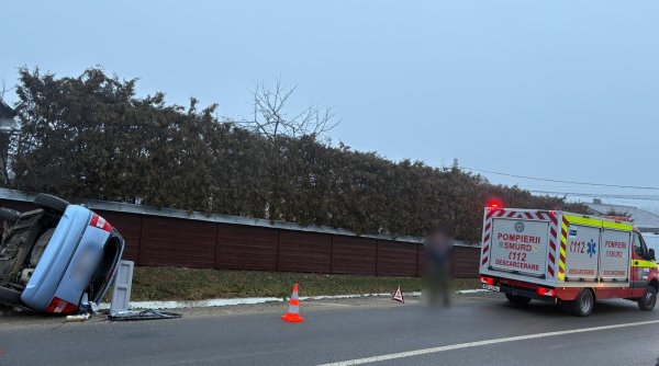 tanara de 20 de ani ranita dupa ce s a rasturnat cu masina intr un sant tanara de 20 de ani ranita dupa ce s a rasturnat cu masina intr un sant
