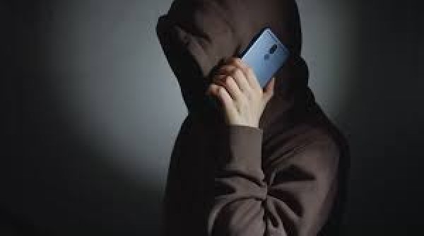 fraude telefonice avertisment al politiei despre apelurile suspecte fraude telefonice avertisment al politiei despre apelurile suspecte