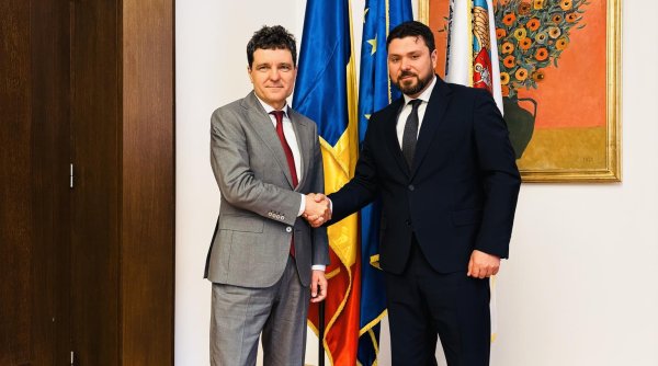 primarul radautiului invitat la investirea lui nicusor dan primarul radautiului invitat la investirea lui nicusor dan
