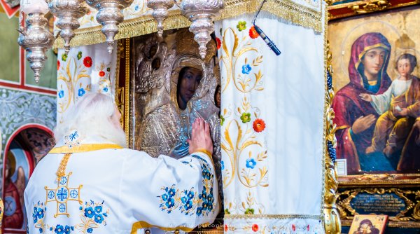 decalogul duhovnicesc al adormirii maicii domnului