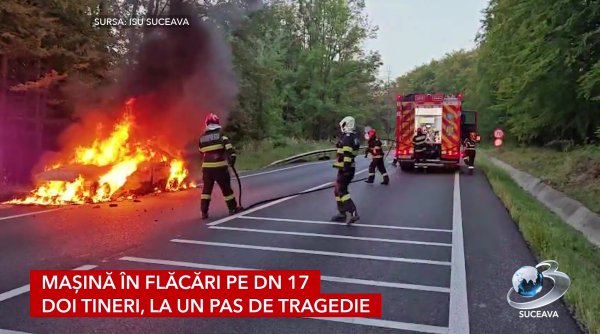 masina in flacari pe dn17 doi tineri la un pas de tragedie