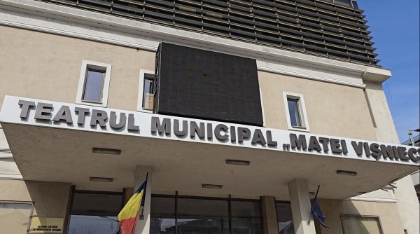 adrian paduraru ramane la conducerea teatrului matei visniec adrian paduraru ramane la conducerea teatrului matei visniec