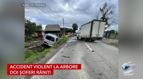 accident violent la arbore doi soferi raniti