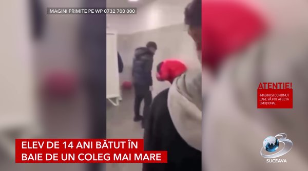 elev de 14 ani batut in baie de un coleg mai mare