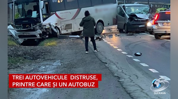 grav accident la spataresti trei autovehicule distruse dintre care si un autobuz