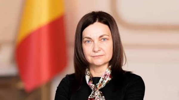 veronica grosu cere masuri urgente in educatie