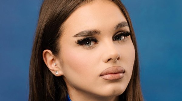 doliu la campulung moldovenesc colegii si profesorii isi iau ramas bun de la crina