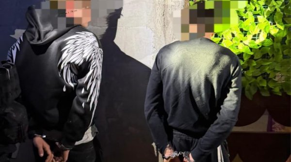 doi tineri au fost retinuti pentru santaj si violenta