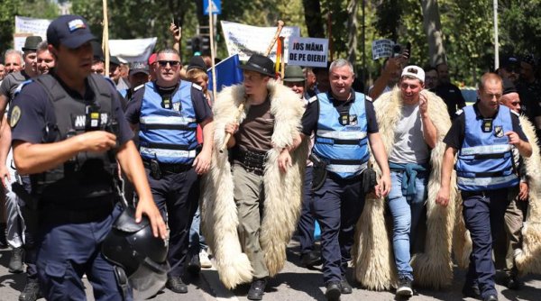 crescatorii de ovine cer guvernului masuri urgente si ameninta cu noi proteste