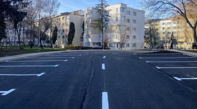 abonamentul anual de parcare pentru riverani redus de la 500 la 100 de lei