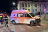 O ambulanță și un autoturism au fost implicate într-un accident pe un bulevard din Suceava 8546