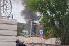 Fum dens peste Lunca Sucevei, după un incendiu izbucnit în curtea unei fabrici 10327