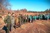 Elevii din Voitinel au plantat copaci alături de silvicultori 10552