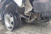 Ambulanță implicată într-un accident rutier, după ce o mașină nu i-a acordat prioritate 10382