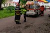 O mașină scăpată de sub control s-a oprit într-un copac din parc, la Rădăuți 10531