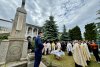 Sute de oameni s-au adunat în centrul localității de Ziua Comunei Boroaia, într-o zi însorită după ploi îndelungate 10584