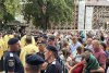 Mii de credincioși, prezenți la procesiunea „Calea Sfântului” cu moaștele Sfântului Mare Mucenic Ioan cel Nou de la Suceava 10880